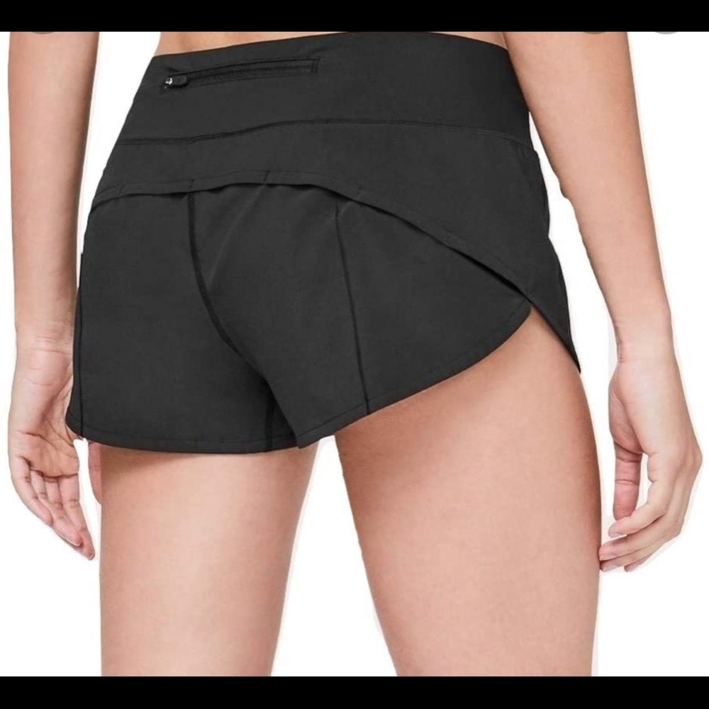 lululemon black size 4 shorts